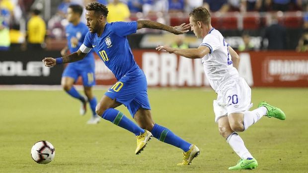 Neymar mencetak gol pembuka ke gawang El Savador.
