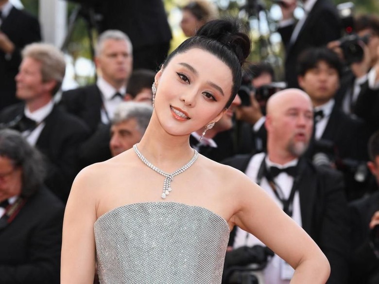 Terlibat Kasus Penggelapan Pajak, Fan Bingbing Hilang Bak Ditelan Bumi Terlibat Kasus Penggelapan Pajak, Fan Bingbing Hilang Bak Ditelan Bumi