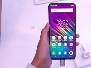 Lewat Screen Touch ID, Vivo V11 Pro Ingin Jadi Trendsetter Lewat Screen Touch ID, Vivo V11 Pro Ingin Jadi Trendsetter