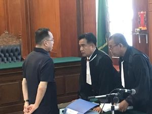 Dituntut 4 Tahun Penjara, Ini Pembelaan Bos Pasar Turi