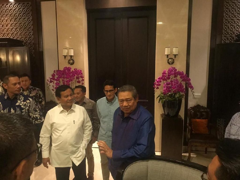 Bertemu SBY, Prabowo-Sandiaga Diberi Wejangan untuk Debat Perdana Bertemu SBY, Prabowo-Sandiaga Diberi Wejangan untuk Debat Perdana