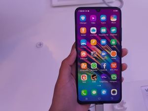 Vivo Pede dengan V11 Pro, Tak Fokus ke Ponsel Pesaing Vivo Pede dengan V11 Pro, Tak Fokus ke Ponsel Pesaing