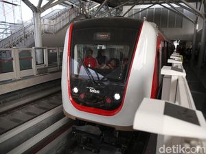 Tarif Naik LRT dari Kelapa Gading ke Velodrome Diusulkan Rp 6.000 Tarif Naik LRT dari Kelapa Gading ke Velodrome Diusulkan Rp 6.000