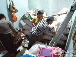 Begini Cara Warga Simpan Uang yang Diduga Dicuri Pocong