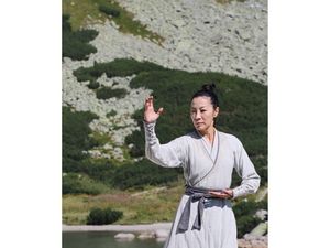 Michelle Yeoh, Pemeran Eleanor di Crazy Rich Asians yang Jago Kung Fu