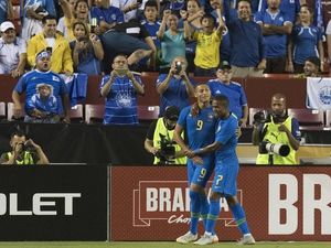 Hasil Uji Coba: Richarlison Bersinar, Brasil Hajar El Savador 5-0