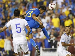 Dalam pertandingan ini, Brasil mampu menguasai pertandingan dengan 63 persen ball possession. Geoff Burke/ USA Today Sports/Reuters.