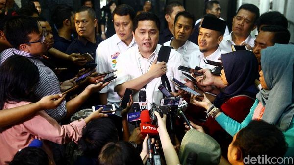 Erick Thohir Pimpin Rapat Perdana Timses Jokowi