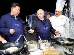 Rusia dan China Gunakan Mata Uang Sendiri Dalam Transaksi Perdagangan