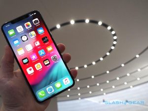 Komentar Suram dari Pakar Soal Antennagate iPhone XS Komentar Suram dari Pakar Soal Antennagate iPhone XS