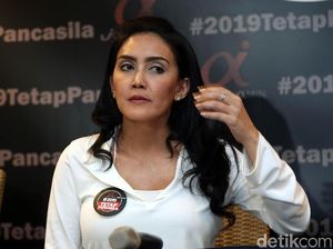 Mpok Oneng, Diminta Jenguk Bang Juri Tuh!