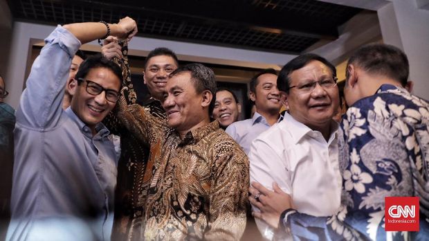 Andi Arief Dirangkul Prabowo: Saya Tak Mengkhianati Kebenaran
