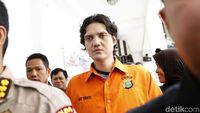 Resmi Ditahan, Ini Penampakan Ozzy Albar di Polda