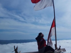 Pesona Negeri Atas Awan di Sulawesi Utara