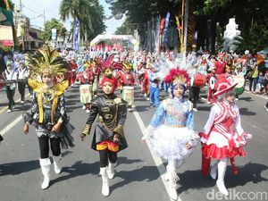 Begini Meriahnya Pawai Taaruf Peringati 1 Muharam di Banyuwangi