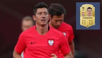 Tak ada yang harus diragukan dari Robert Lewandowski. Berulang kali memuncaki daftar topskorer Bundesliga, dia dibelai nilai 89 untuk shooting, 82 physical, plus 85 untuk dribbling. Kesimpulannya: finishing oke, giring bola juga oke. (ist.)