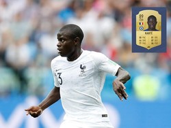 Di balik sosoknya yang humble, NGolo Kante punya peran krusia di lapangan tengah Chelsea dan Timnas Prancis. Dia punya keseimbangan dalam bertahan (87 defending) dan membantu serangan (81 dribbling). (ist.)