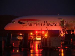 Kokpit Berasap, Pesawat British Airways Mendarat Darurat
