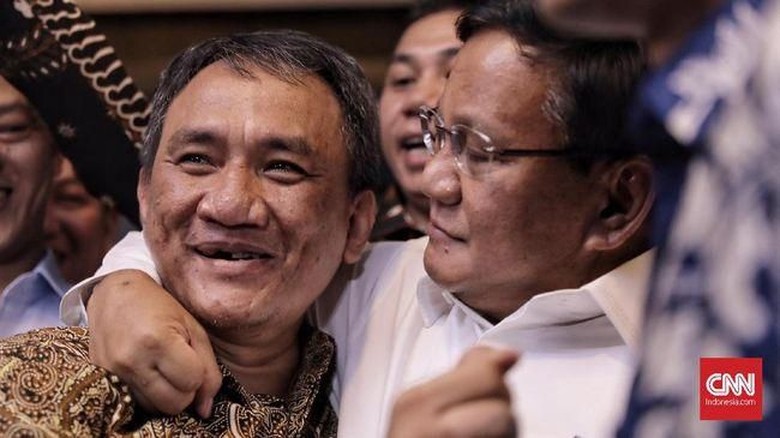 Prabowo Rangkul Andi Arief Sambil Kepalkan Tangan, Ini Kata PD