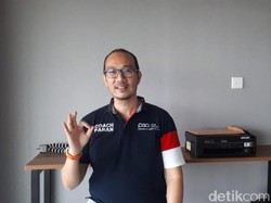Pria Ini Rela Jual Mercy dan Ferrari demi Hidupkan OK OCE