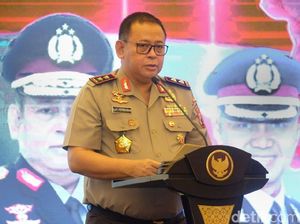 Pakdhe Karwo Sebut Ada Penurunan Pungli di Jatim, Ini Datanya Pakdhe Karwo Sebut Ada Penurunan Pungli di Jatim, Ini Datanya