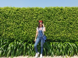 Liburan di Hong Kong, Aura Kasih Main ke Disneyland