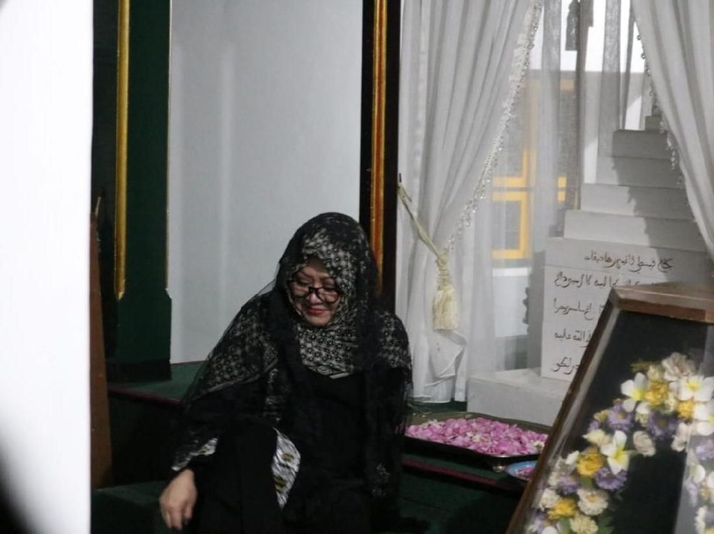 Menyusuri Jejak Terakhir Pangeran Sambernyowo Menyusuri Jejak Terakhir Pangeran Sambernyowo