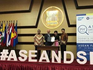 Mahasiswa Indonesia Adu Pintar Atasi Masalah Sosial Pakai Analytics