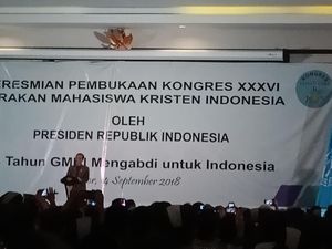 Di Kongres Mahasiswa Kristen, Jokowi Pamerkan Aksi Mogenya Di Kongres Mahasiswa Kristen, Jokowi Pamerkan Aksi Mogenya