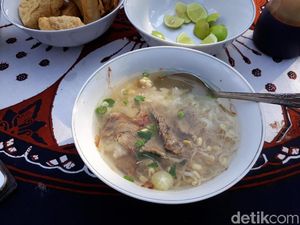 Gurih Alami Soto Kuali Pak Di yang Jadi Klangenan Pak Harto