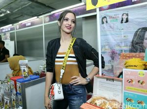 Dibully Usai Naik Haji, Nia Ramadhani Cuek