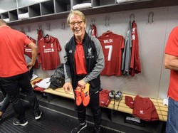 Paul Walsh bermain untuk Liverpool pada 1984 sampai 1988 dan di Tottenham pada 1988 sampai 1992. Dia cukup berprestasi bersama kedua klub dengan raihan gelar Liga Inggris dan Piala Liga bersama The Reds. Sementara, di Spurs Dia mempersembahkan gelar Piala FA 1991. (Foto: Thomas Lohnes/Getty Images)