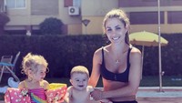 Lilia Grandilla, ibu dua anak ini adalah pasangan hidup bek kiri Liverpool Alberto Moreno. (Instagram)