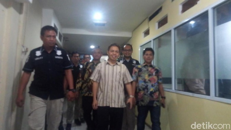 Nur Mahmudi Dicegah ke Luar Negeri 6 Bulan Nur Mahmudi Dicegah ke Luar Negeri 6 Bulan