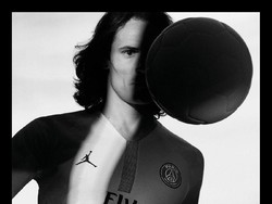 Peluncuran Brand Air Jordan sebagai kit sponsor PSG musim ini lantas mendapat sambutan positif dari banyak pihak. Ini jadi terobosan baru yang menggunggah selera. (Instagram @PSG_Inside)