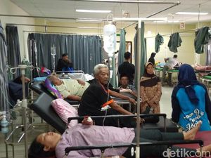 Cerita Penumpang saat Bus Tabrak Truk di Tol Kanci Cirebon Cerita Penumpang saat Bus Tabrak Truk di Tol Kanci Cirebon