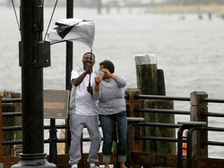 Warga AS Malah Bahagia Diterjang Banjir Akibat Badai Florence