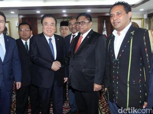 OSO Bertemu Ketua Parlemen Korea Selatan OSO Bertemu Ketua Parlemen Korea Selatan