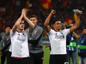 Alexander-Arnold dan Robertson Full-Back Terbaik di Premier League