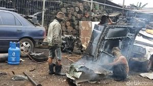 Mereka yang Berjuang dari Kuburan Mobil