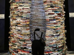 Seorang Pria Curi Buku Perpustakaan Senilai Rp 1,4 M untuk Dijual Online