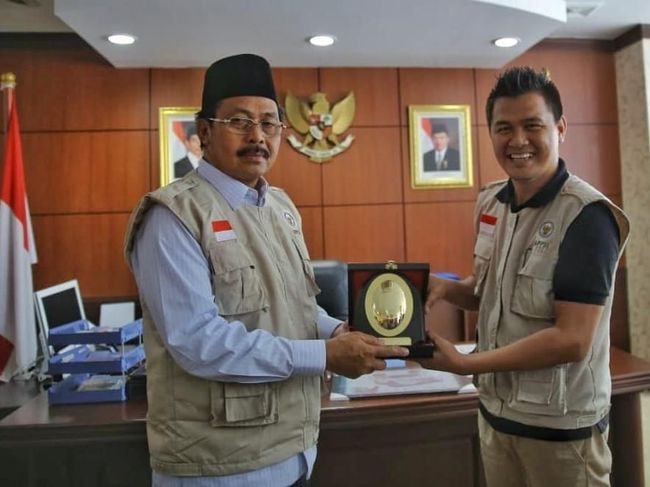 Gubernur Nurdin Basirun Ungkap Potensi Bahari Kepri Gubernur Nurdin Basirun Ungkap Potensi Bahari Kepri