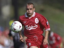 Danny Murphy salah satu gelandang andalan Liverpool sejal tiba pada 1997. Dia main sebanyak 246 kali sampai 2004. Murphy baru pindah ke Tottenham pada 2006 sampai 2007 dengan main sebanyak 29 kali. (Foto: Shaun Botterill/Getty Images)