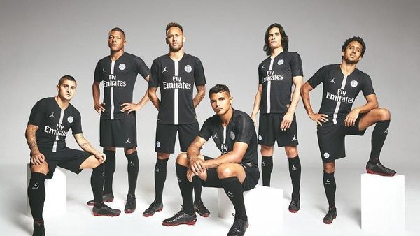 Hitam nan Elegan: Kolaborasi Maut PSG dan Michael Jordan