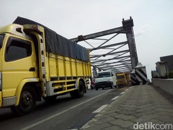 Truk Tak Pakai Tol Trans Jawa, Pengusaha Logistik: Tarifnya Kemahalan