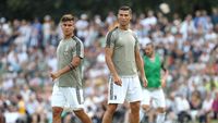 Deretan Pemain yang Punya Keistimewaan Main Bareng Messi dan Ronaldo