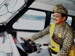 Cerita Gubernur Kepri Jadi Nakhoda Taklukkan Gelombang Tinggi
