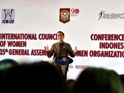 Kala Jokowi Hentikan Sejenak Pidato Saat Azan Berkumandang