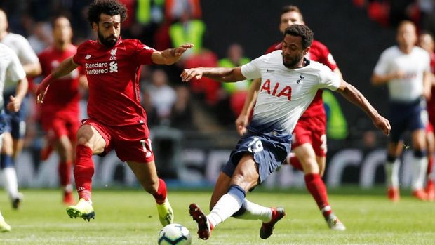 Mohamed Salah (kiri) bakal jadi tumpuan Liverpool di lini depan lawan PSG. (