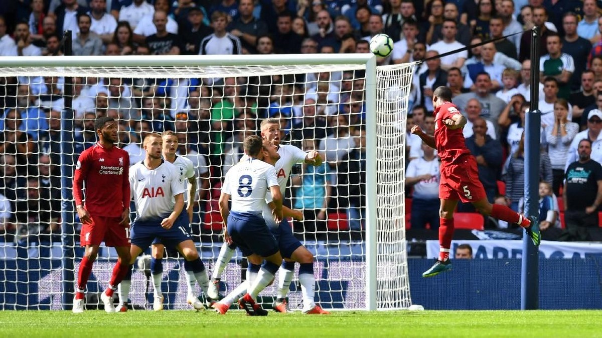 Gol Gini Wijnaldum bawa Liverpool ungguli Spurs 1-0 di babak pertama (Dylan Martinez/REUTERS)